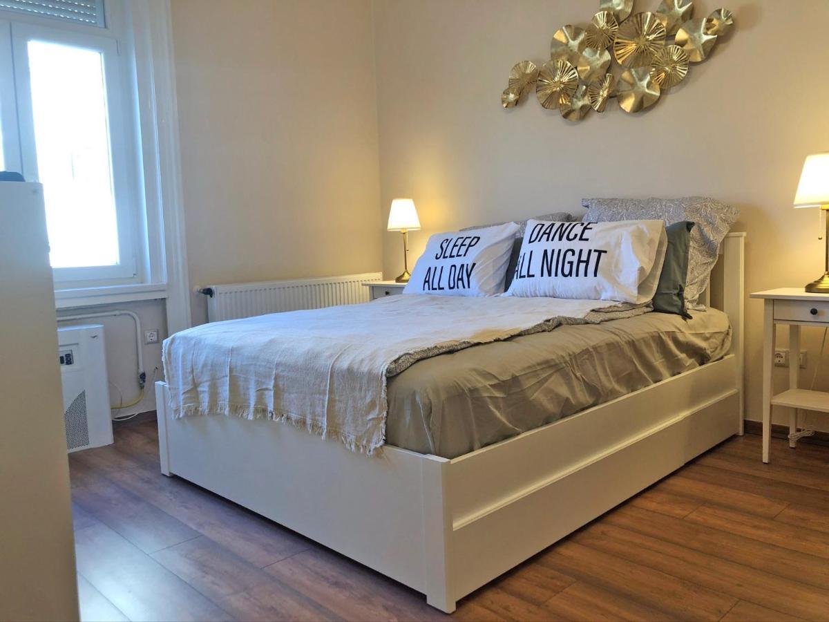 Modern Comfort In Historical Budapeszt Zewnętrze zdjęcie