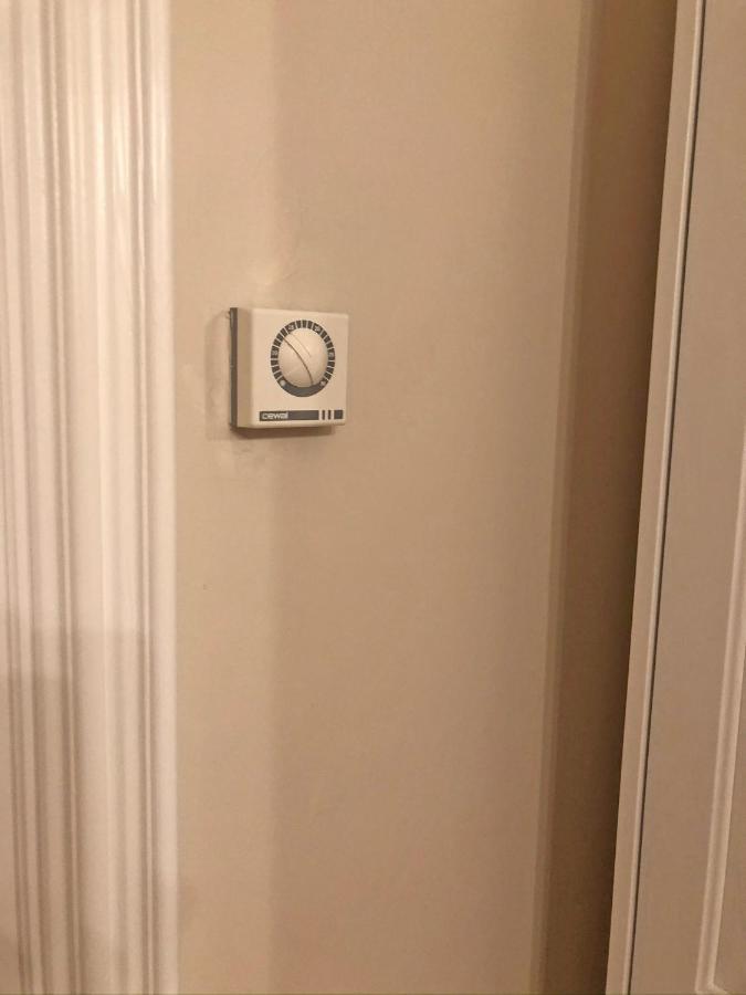 Modern Comfort In Historical Budapeszt Zewnętrze zdjęcie